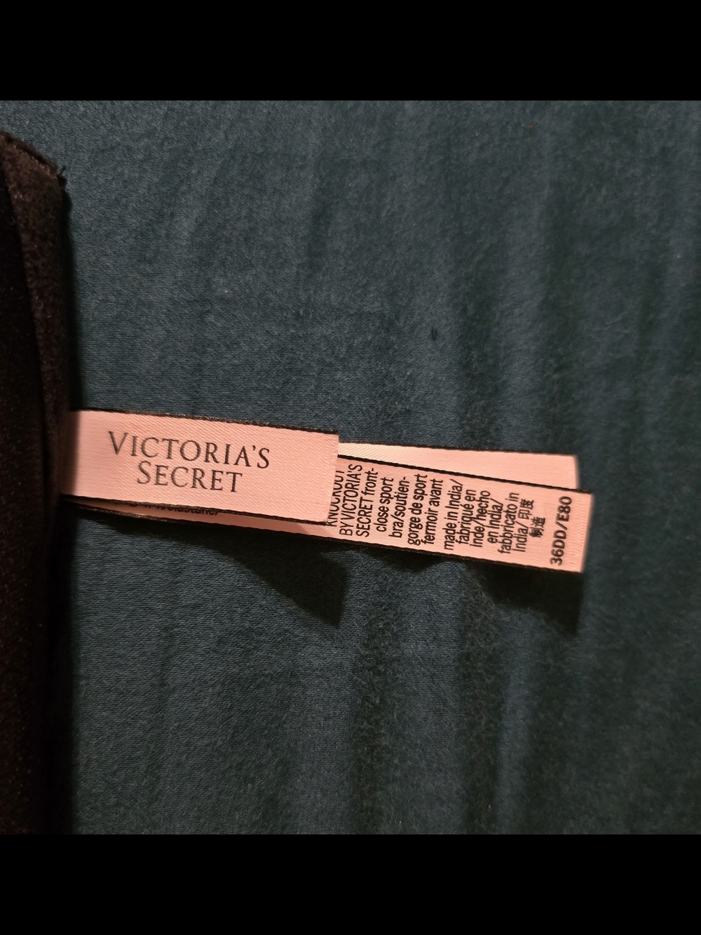 Black Knockout Front-Zip Sports Bra with Contrast Piping - Picture 13 of 16